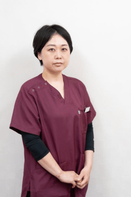 女性スタッフ
